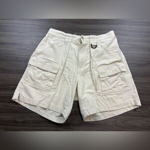 Columbia Khaki Shorts Size Medium / 7L
